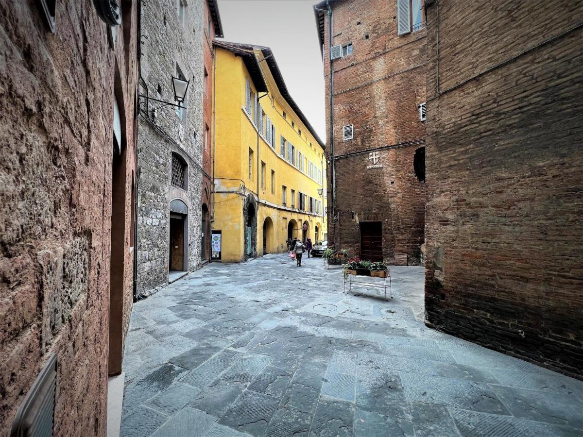 Kami-Central Beautiful Apartment Over The Roofs Siena Esterno foto